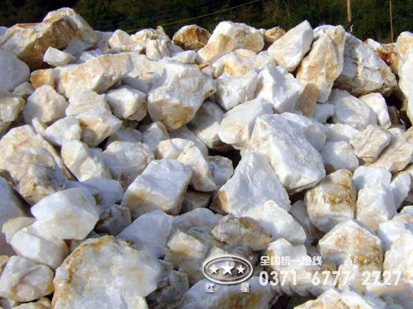 石英石粉碎機價格多少？