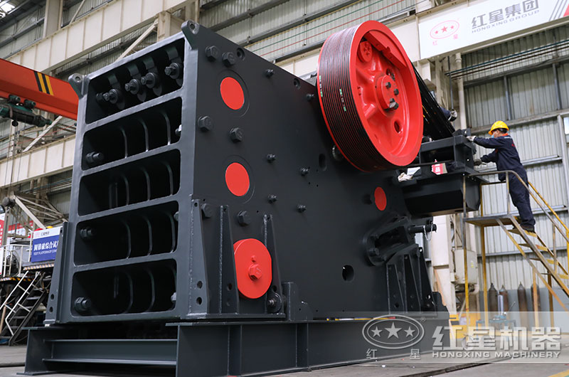 鄂破碎機900x1200時產多少噸？多少錢？