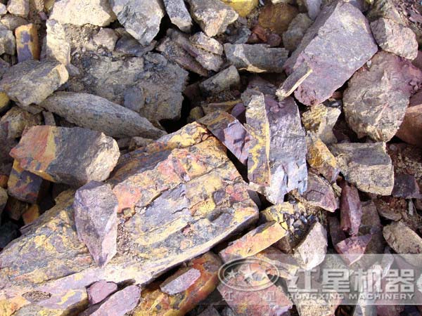 鐵礦石顎式破碎機哪家好，大概價格多少