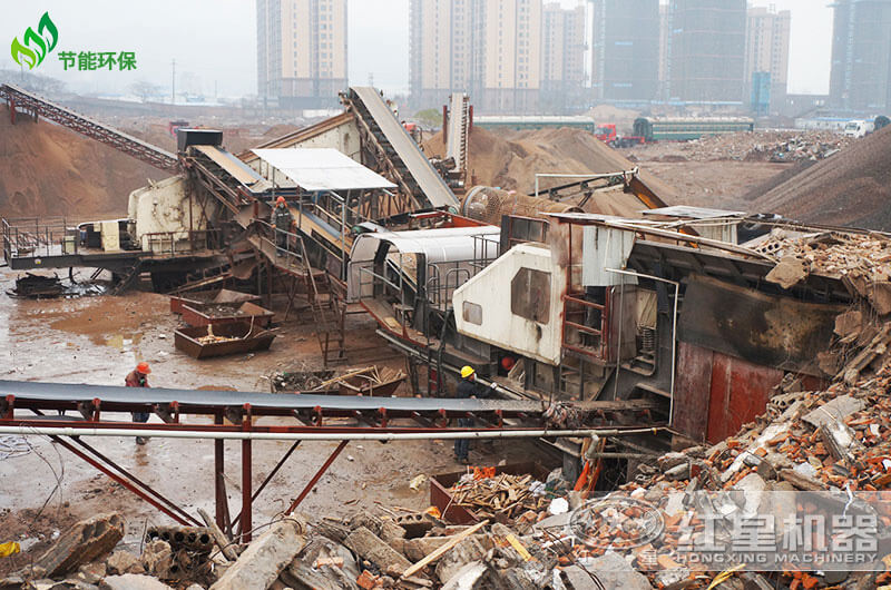 移動破碎機處理建筑垃圾，湖南客戶現場