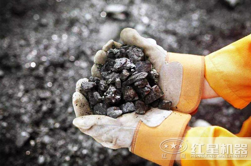 破碎鐵礦石選用哪種破碎機好？（時產要求在100-300噸 ）